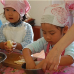 子供がすくすく育つ遊びと学び・楽しく自信をつける料理体験